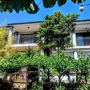 Stressfree Apartament